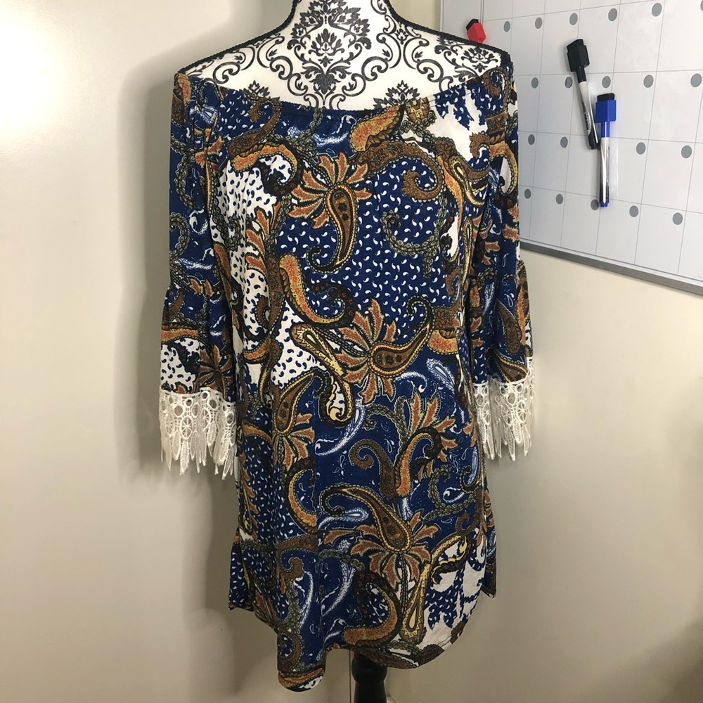 Half Sleeve Lace Tunic Dress